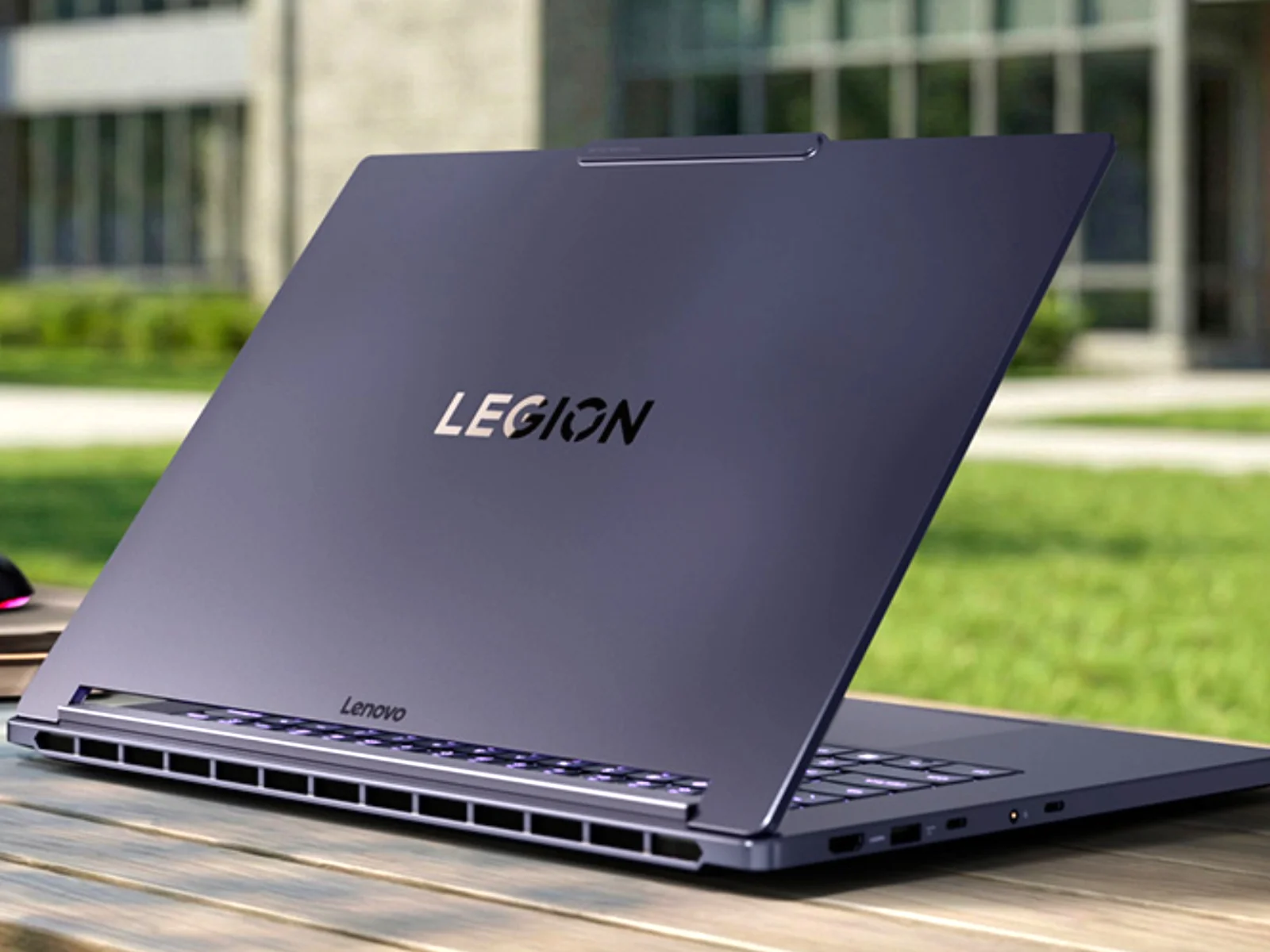 Lenovo julkaisi 48 GB VRAM:llä varustetun Legion-pelikannettavan