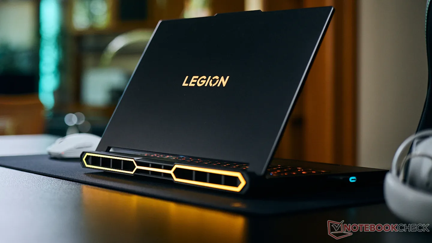 Lenovo päivitti Legion Pro 7 -pelikannettavan suorituskykyisemmäksi