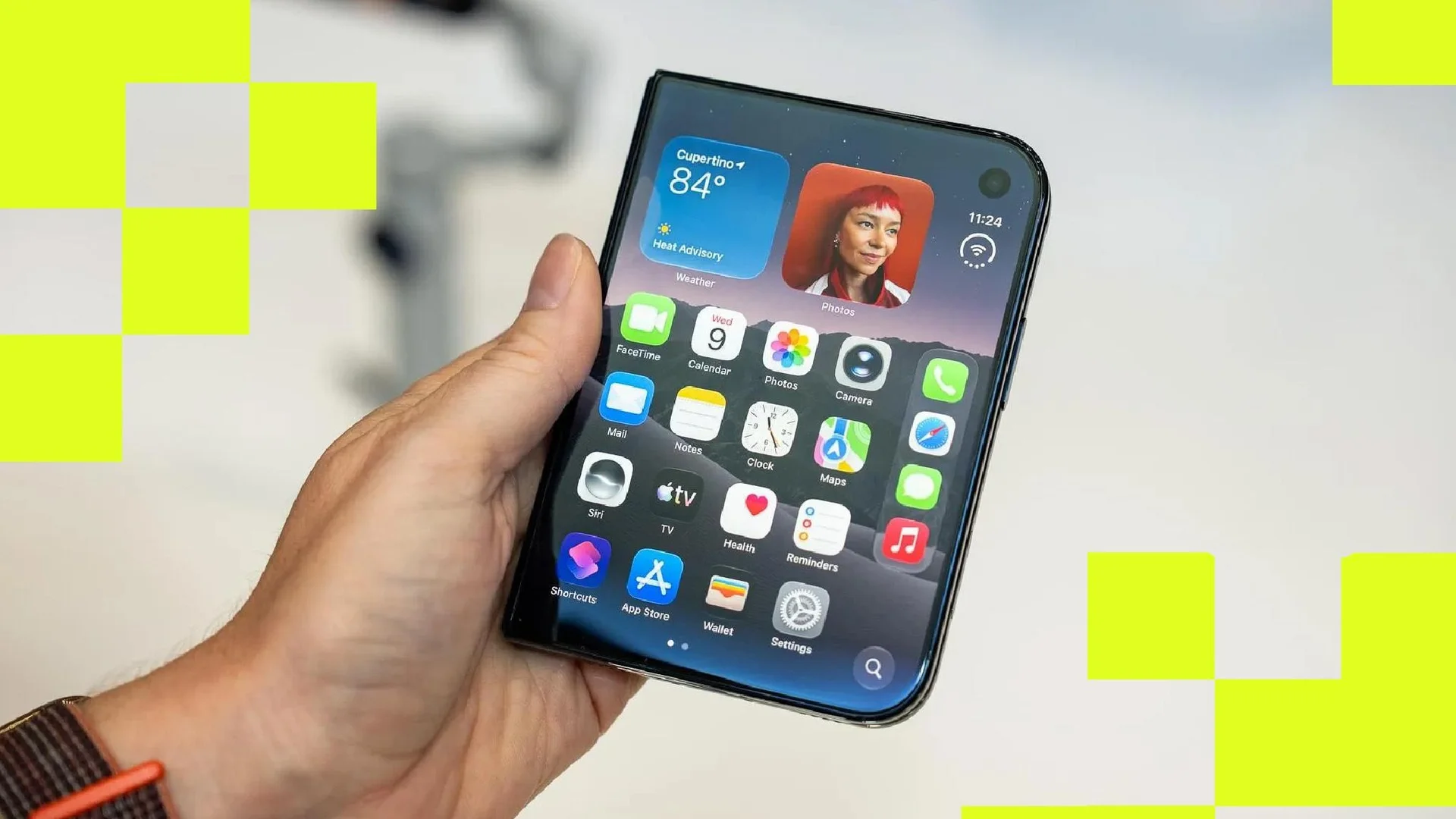 Apple julkaisi historiansa ensimmäisen taittuvan puhelimen